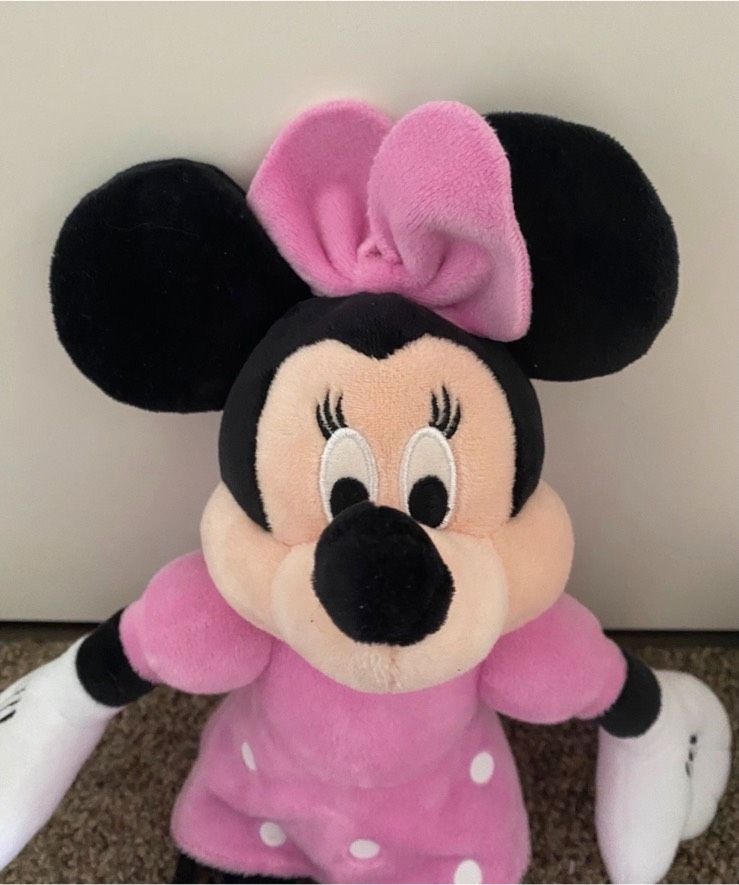 Minnie Mouse Disney Plüschtier Kuscheltier pink in Stuhr