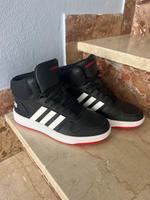 Adidas Sneaker unisex 39 1/3 Bayern - Fahrenzhausen Vorschau