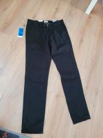 Neu Jack & Jones Herren Männer Chino Hose Chinohose 32/32 Schwarz Sachsen - Markranstädt Vorschau