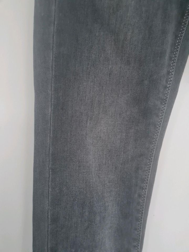 Esprit Mädchen Jeans  Slim in Lippetal