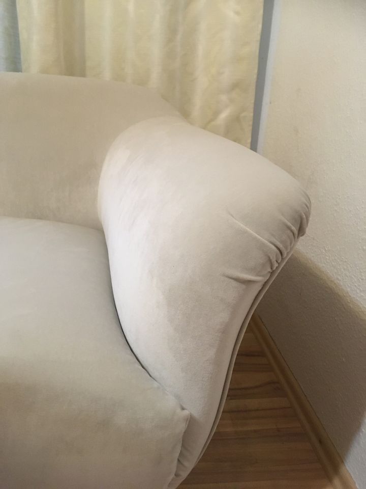 Elegantes italienisches Sofa, 2,5 Sitzer in München