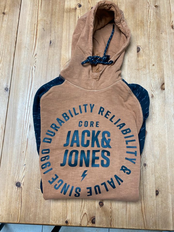 Hoody jack & jones Core M NEUWERTIG in Heiligenhaus