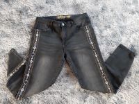 süße Jeanshose von Desigual, grau mit Mustern, Gr. 32 Nordrhein-Westfalen - Hückelhoven Vorschau