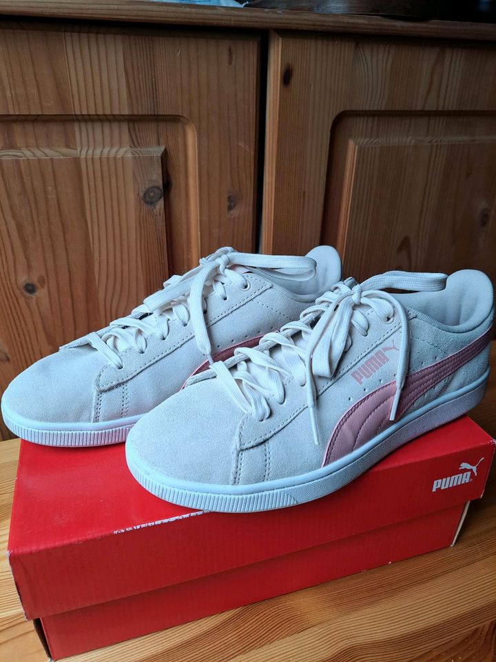 Puma Smash L Gr. 40,5, Neu in Wriedel