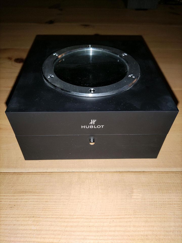 Original Hublot Uhrenbox+Accessoiresbox Angebot in Berlin