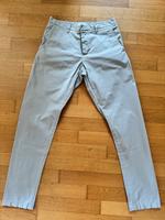 AMI Paris chino Hose Gr.S/38 beige Knopfleiste 96% BW Stretch Düsseldorf - Stadtmitte Vorschau