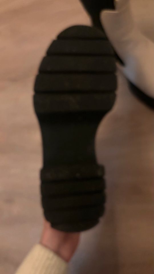 Chunky Chelsea Boots - beige schwarz - Gr 41  1x getragen in Niederkassel