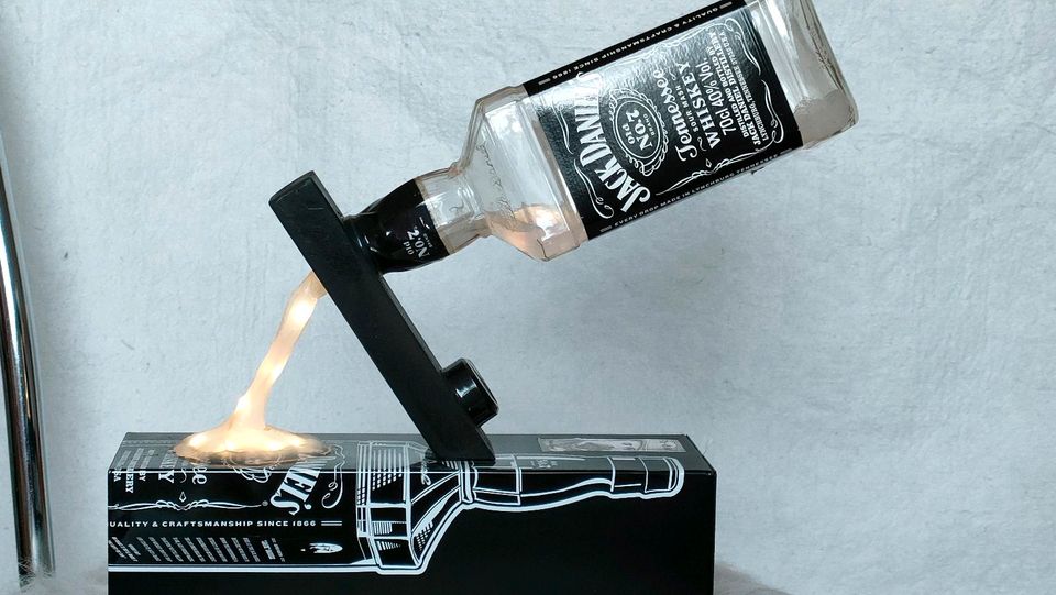 Jack Daniels Lampe   LED schwebend in Rhauderfehn