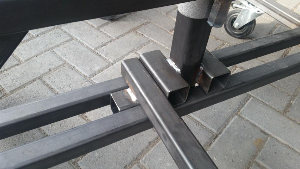 Drehgestell für Karosserie Arbeiten, Universal 360° drehbar. Neu in Goch