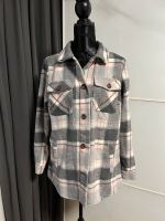 Jacke, kurz Mantel, grau rosa karriert, Gr 40 NEU Nordrhein-Westfalen - Halle (Westfalen) Vorschau