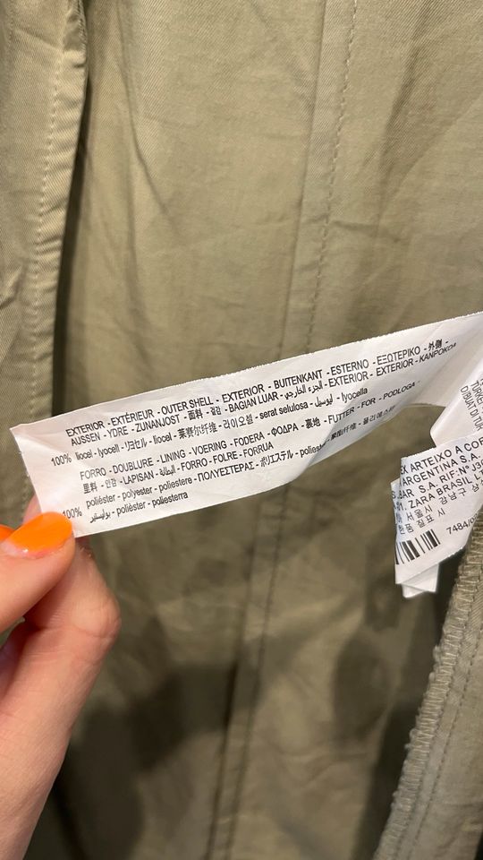 ZARA Damen Mantel Trenchcoat grün hellgrün olivgrün Lyocell M in Dörzbach