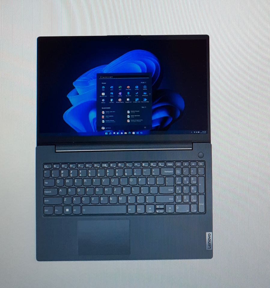 Laptop Notebook 15,6Zoll Neu Schnäppchen in Grimmen