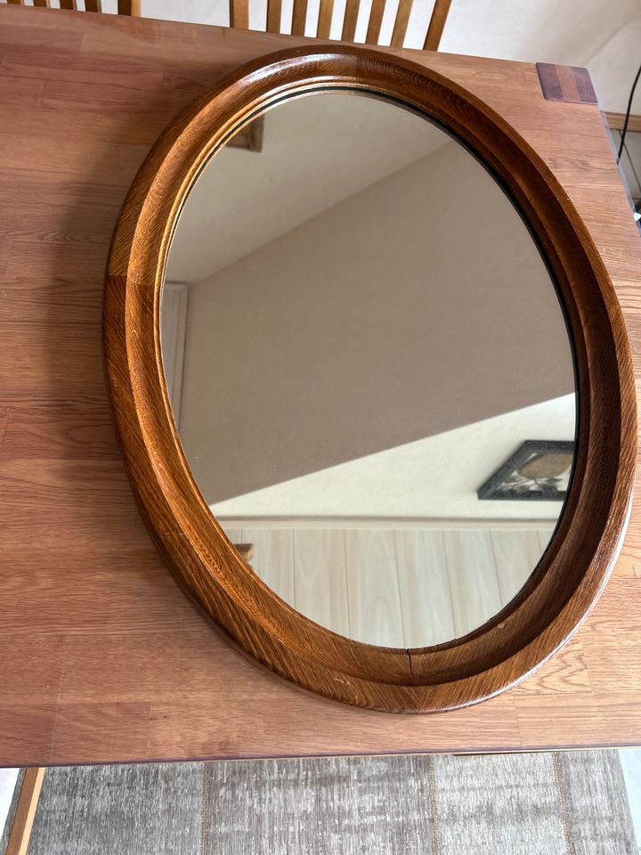 Spiegel mit Massivholz in Korschenbroich