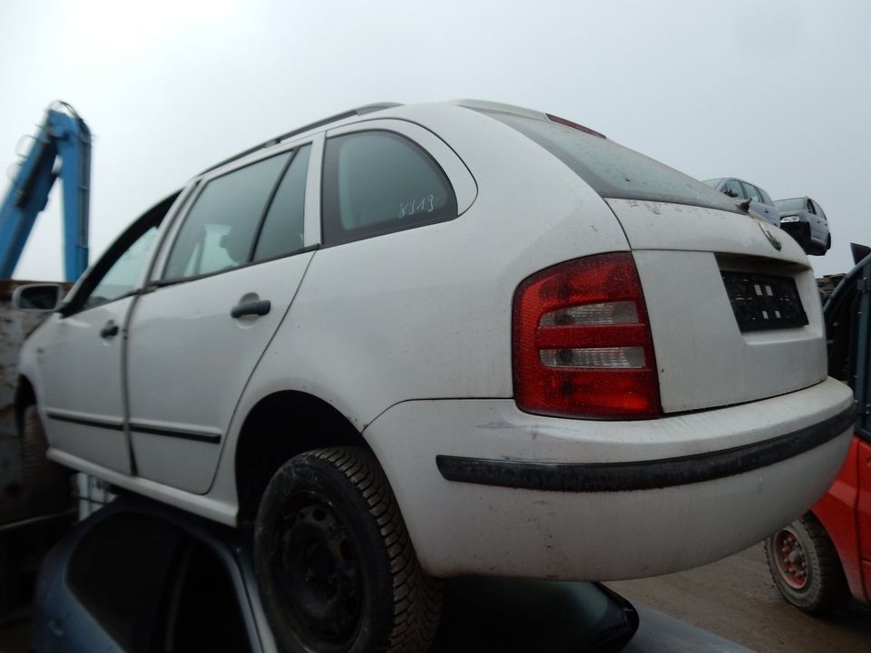 Skoda Fabia Ersatzteileträger ASY FRA LF9E Candyweiss VN8919 in Heilsbronn