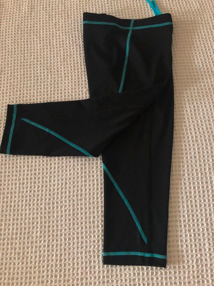 Asics Leggings / Sporthose schwarz-türkis Große S in Lauf a.d. Pegnitz