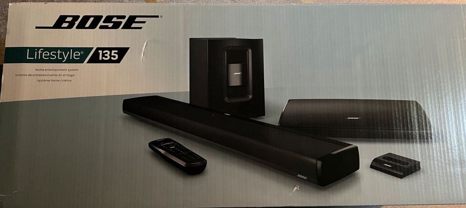 BOSE Soundbar Lifestyle 135 / AV35 in Woltersdorf