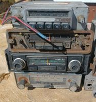 Diverse Oldtimer Autoradio Hitachi Philips Panasonic Nordrhein-Westfalen - Rheinberg Vorschau