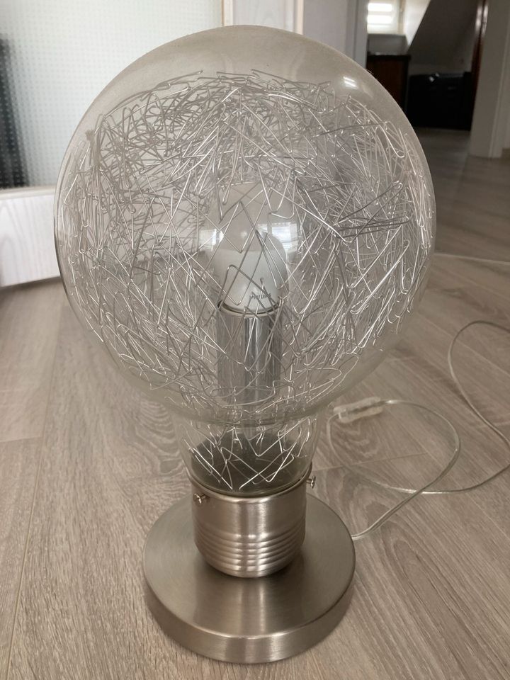 Designer-Tischlampe aus Edelstahl in Nürnberg (Mittelfr)