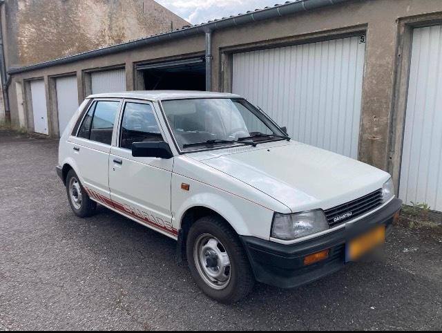 Abbildung des Autos Daihatsu Charade 1.0 Aut…