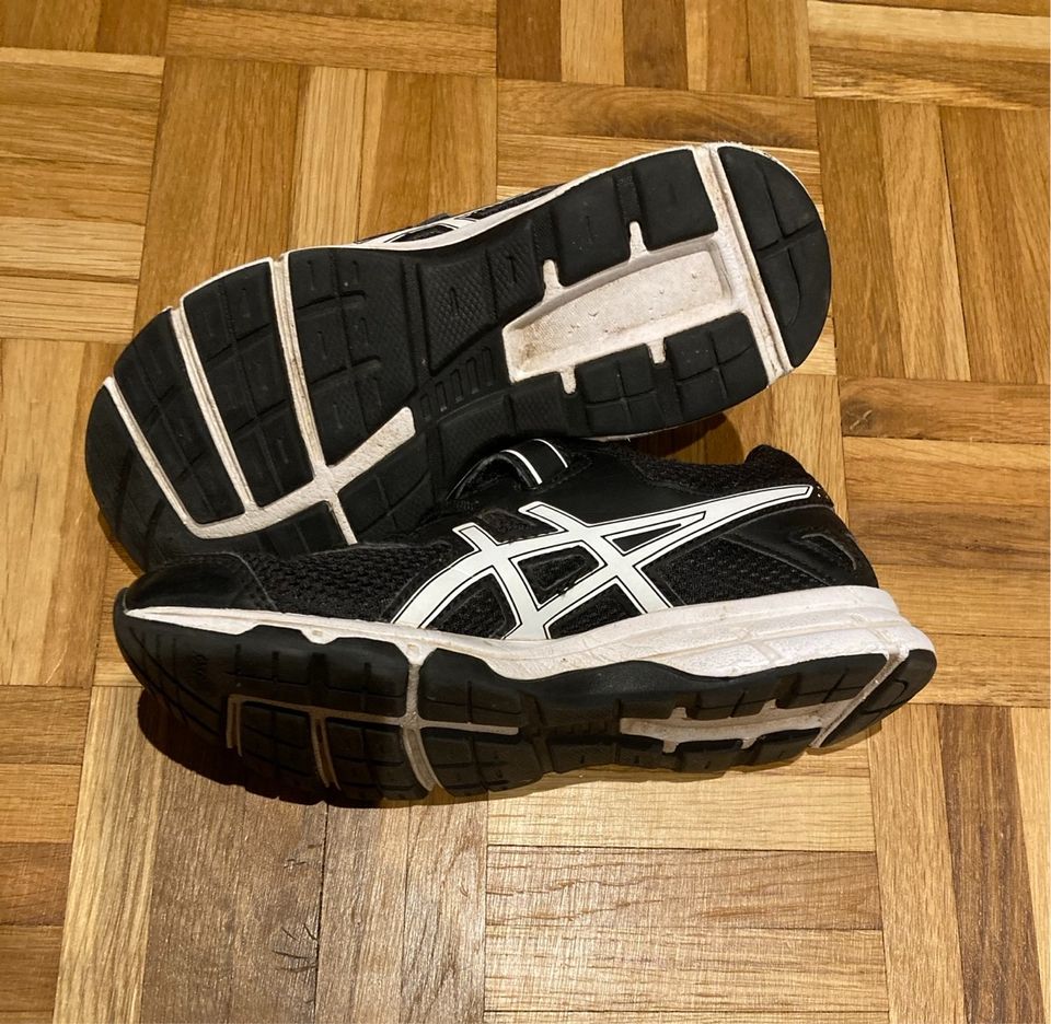 Asics Kinder 32,5 Sportschuhe Sneaker Klettverschluss schwarz in Schwäbisch Hall