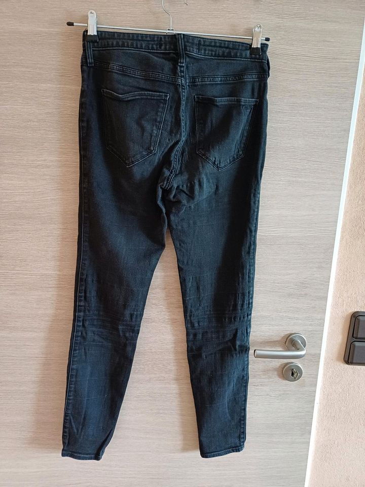 Jeans Legging Hollister 28/30 schwarz in Remscheid