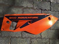 KTM 950 990 LC8 Adventure linker hinterer Seitendeckel orange Nordrhein-Westfalen - Gummersbach Vorschau