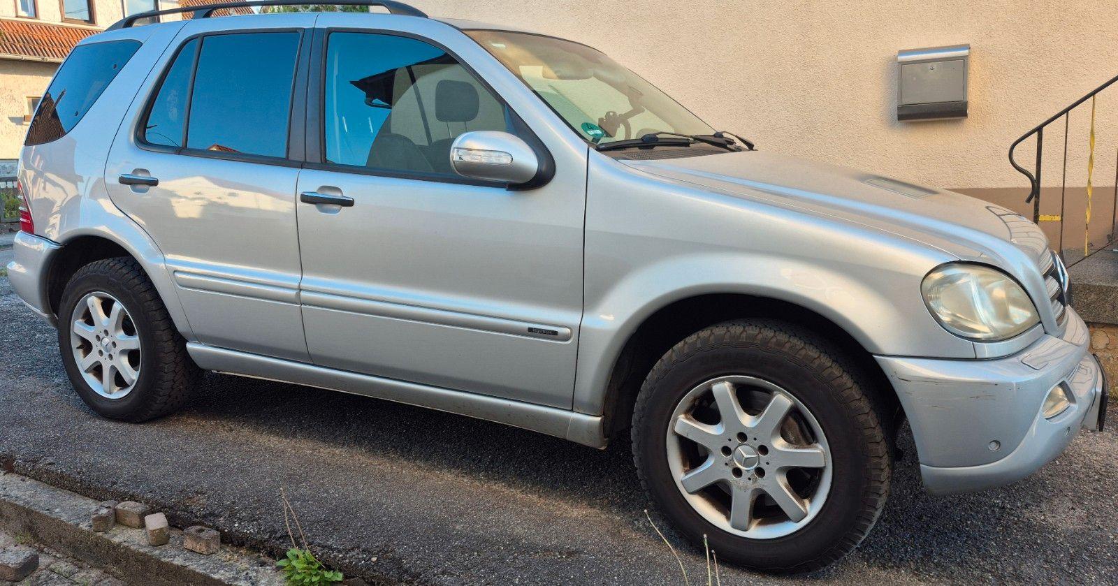 Abbildung des Autos Mercedes-Benz ML CDI  PR…