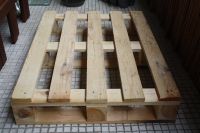 Balkonlounge Holzpalette 81 x 60 x 13,5 hoch NEU UNBENUTZT Düsseldorf - Bilk Vorschau