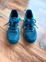 Asics Turnschuhe Gr. 42,5 (eher 41) Bayern - Regenstauf Vorschau