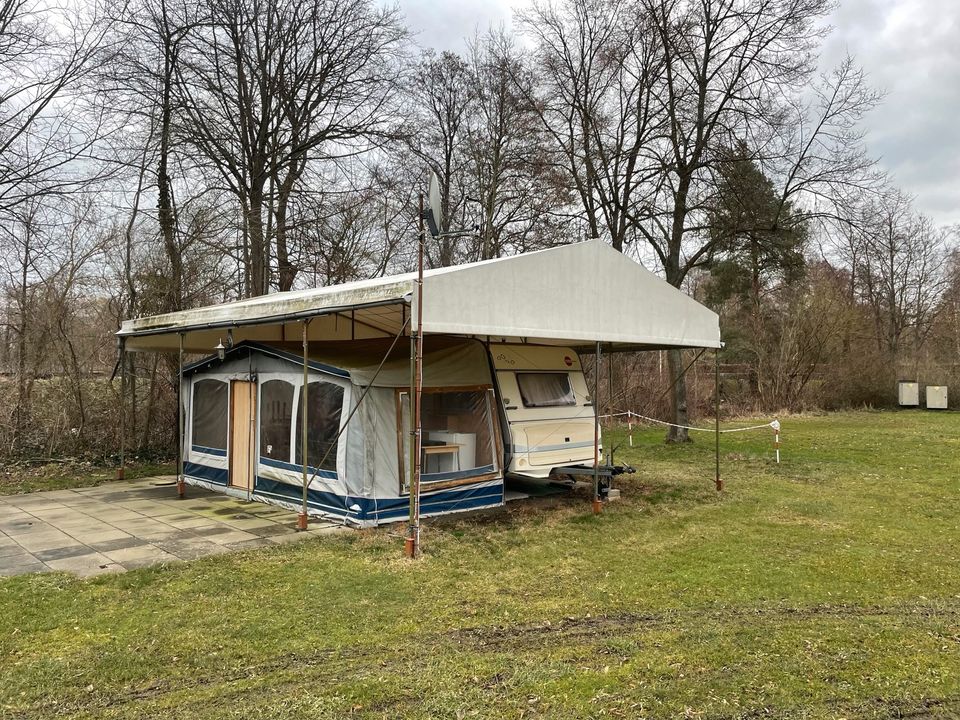 Wohnwagen Überdach in Lübben