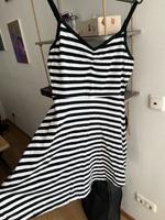 weiß / schwarz gestreiftes sommerkleid Bayern - Kolbermoor Vorschau