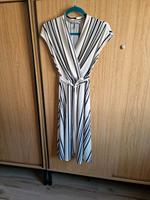 Damen Kleid größ S Niedersachsen - Holzminden Vorschau