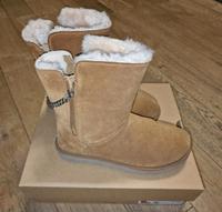 UGG Damen Boots Stiefel Classsic Short Sparkle 39 chestnut braun Nordrhein-Westfalen - Rösrath Vorschau