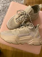 ❤️Sneaker Beige H&M Gr. 39❤️ Niedersachsen - Harsefeld Vorschau