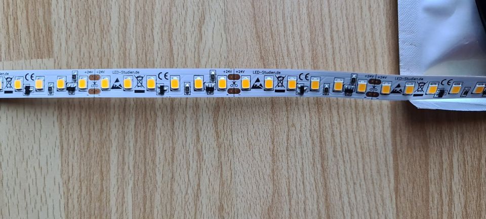 LED-Streifen High CRI >90 2000lm/m in Borsdorf - Panitzsch | Lampen  gebraucht kaufen | eBay Kleinanzeigen ist jetzt Kleinanzeigen