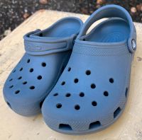 Kaum getragene Crocs - Größe J1/32-33 Düsseldorf - Friedrichstadt Vorschau