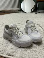 Nike Air Max Excee Sneaker Schuhe Gr.40,5 Niedersachsen - Emden Vorschau