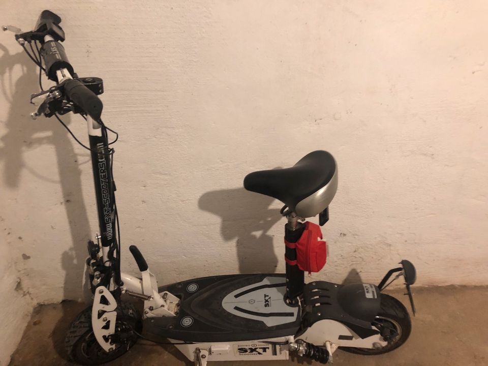 Elektro Scooter Sxt in Heilbronn