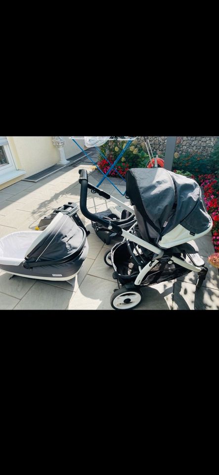 Kinderwagen Set PEG Perego Isofix Baby Schale in Bürstadt