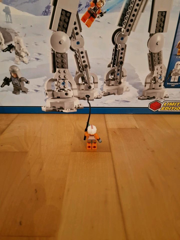 Lego Star Wars 8129 Limited Edition  I Vollständig in Döhlau