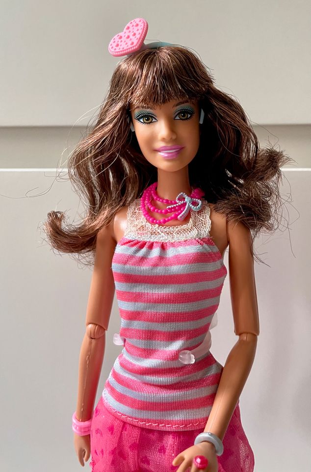 Mattel / X2268 / 2011 / Barbie Fashionista Ultimate Wardrobe / Te in Waldheim