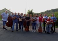 Musiker von Mandoline, Domra, Geige für Mandolinenorchester Nordrhein-Westfalen - Overath Vorschau