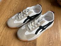 Sneaker von Lively, Größe 39 ( 40 steht drunter), neu Schleswig-Holstein - Eckernförde Vorschau