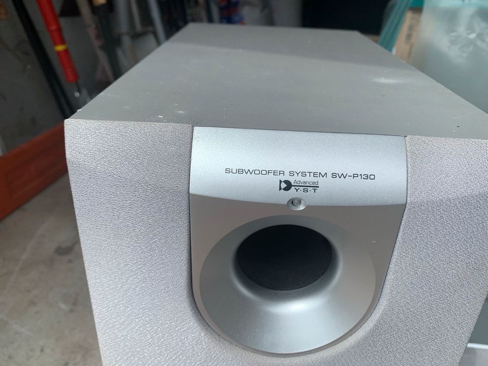 Yamaha 5.1 HiFi Anlage mit teufel Boxen in Esslingen