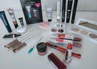 25 teiliges MakeUp Set !unbenutzt! KEINE VB! Niedersachsen - Delmenhorst Vorschau