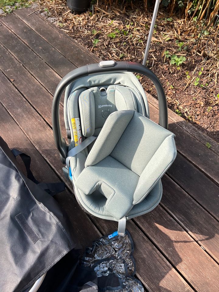 Kinderwagen Uppababy Vista in Tübingen