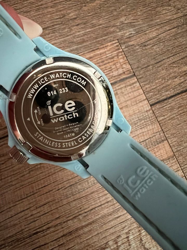 Ice-Watch Blaue Damen Armband Uhr OVP vorhanden Top in Uetersen