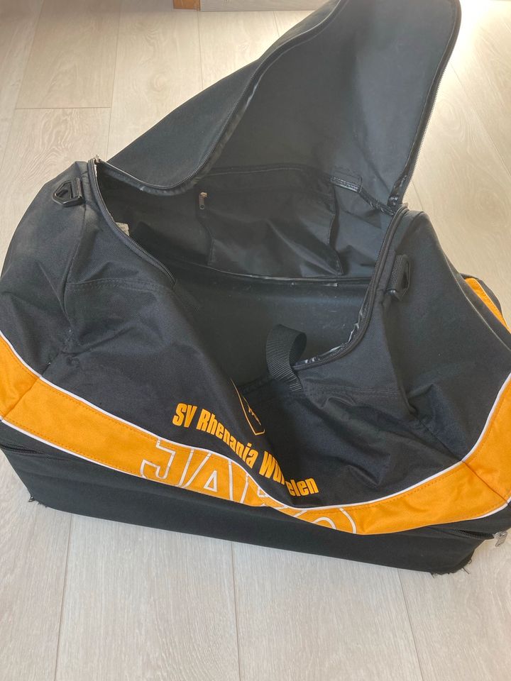 Reisetasche Sporttasche in Herzogenrath