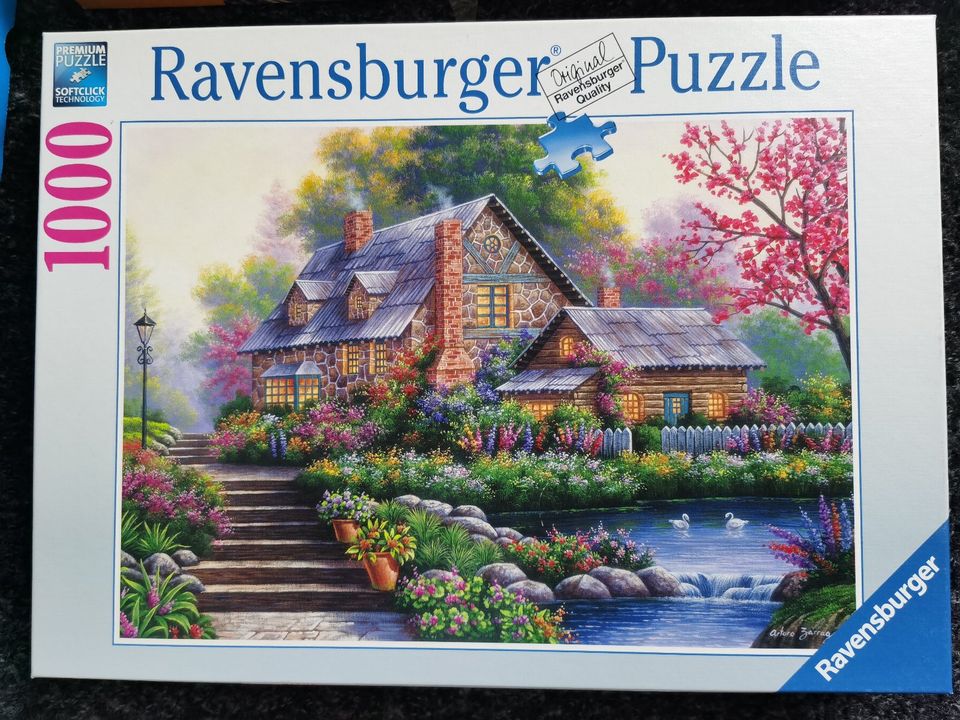 Ravensburger Puzzle 151844: Romantisches Cottage, 1000 Teile in Bonn