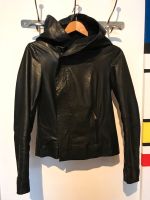 Schwarze Lederjacke mit Kapuze Bayern - Füssen Vorschau